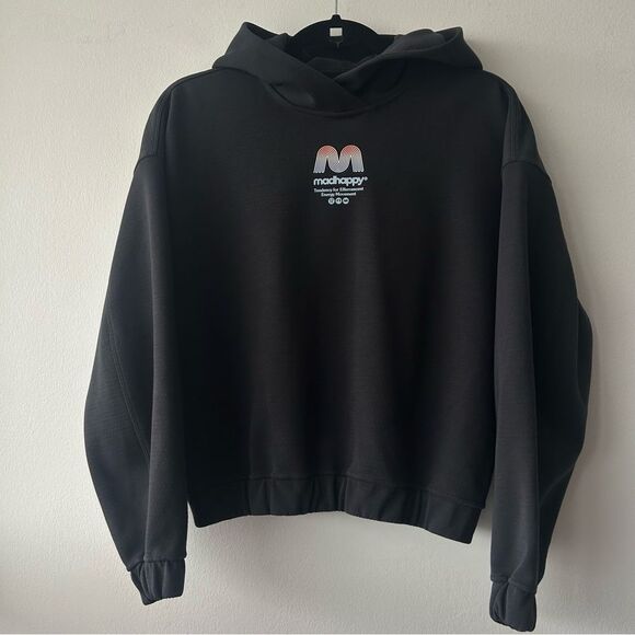 Lululemon x Madhappy Relaxed Cropped Hoodie
Black - Picture 2 of 8